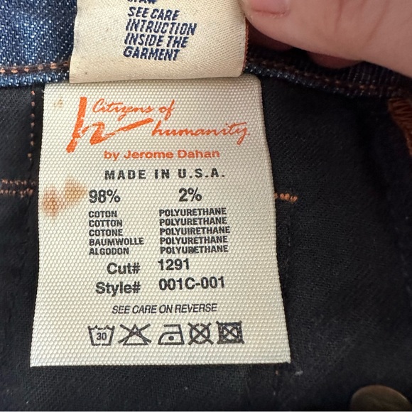 Citizens of Humanity Kelly Lightly Distressed Low Waist Bootcut jeans in Size 27 - Picture 15 of 15